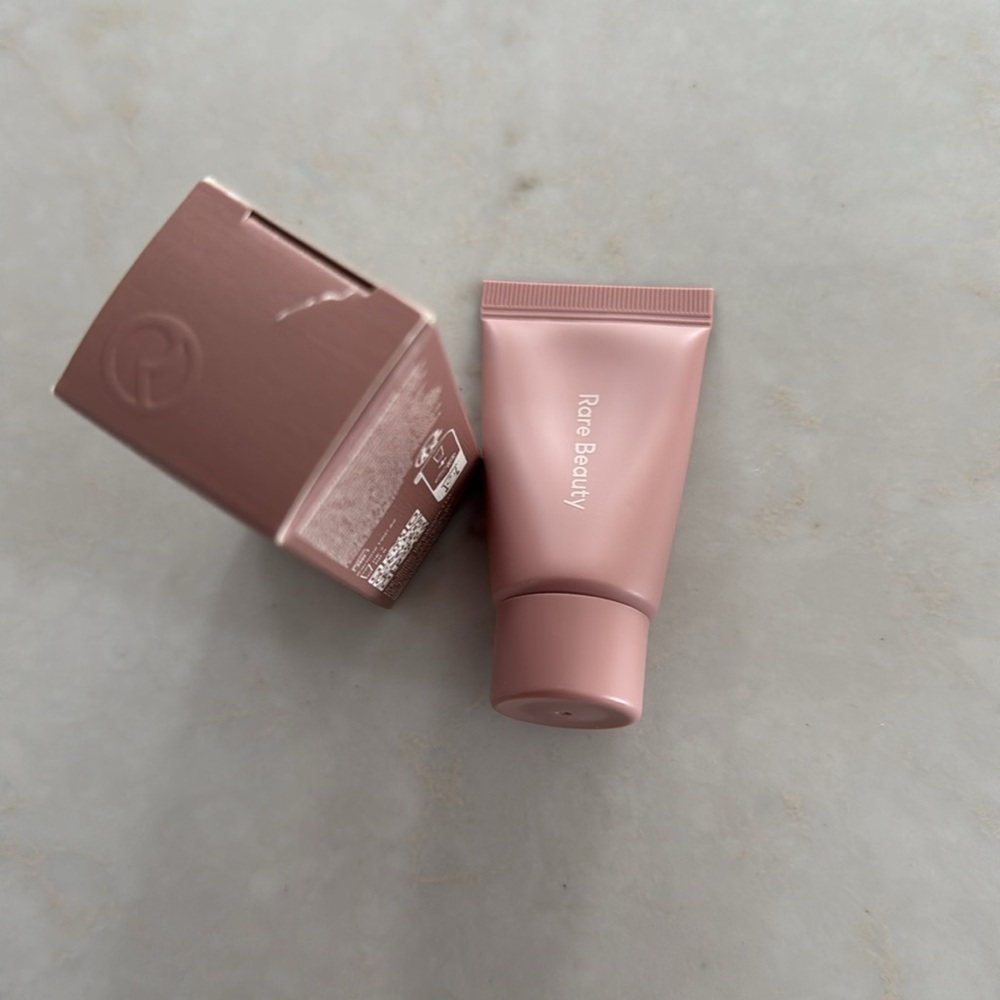 NWT Rare Beauty Find Comfort Gentle Exfoliating Body Wash mini travel size - Picture 4 of 4
